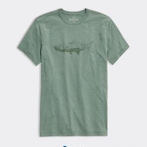 NWT Vineyard Vines Graphic Dunes Tee